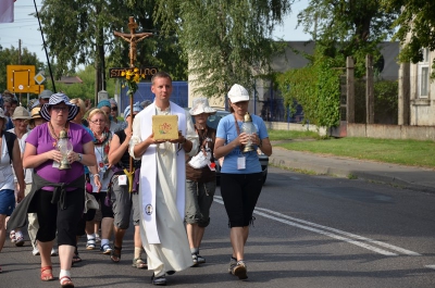 Dzień V-83